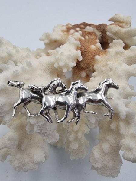 Üçlü At Şekilli Gümüş Broş