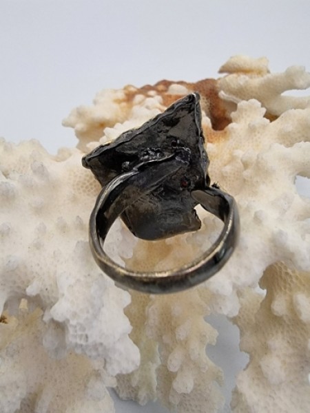 Rubi Taşlı Gümüş Yüzük