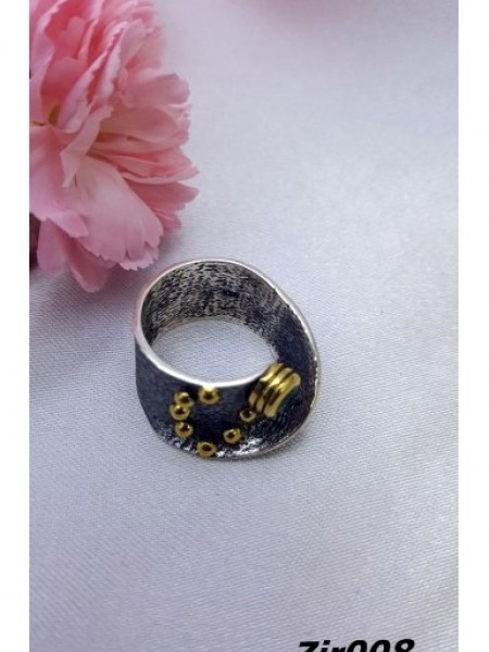 Yeşil Zirkonlu Gümüş Yüzük